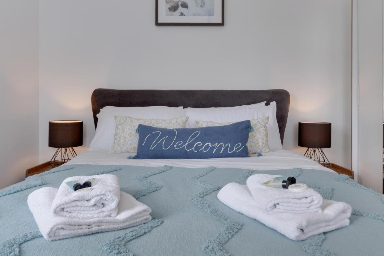 Suites By Rehoboth - M'Nuchah - Camden Road ลอนดอน ภายนอก รูปภาพ